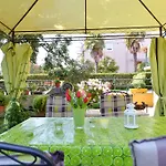 Mirana With Garden And Free Parking