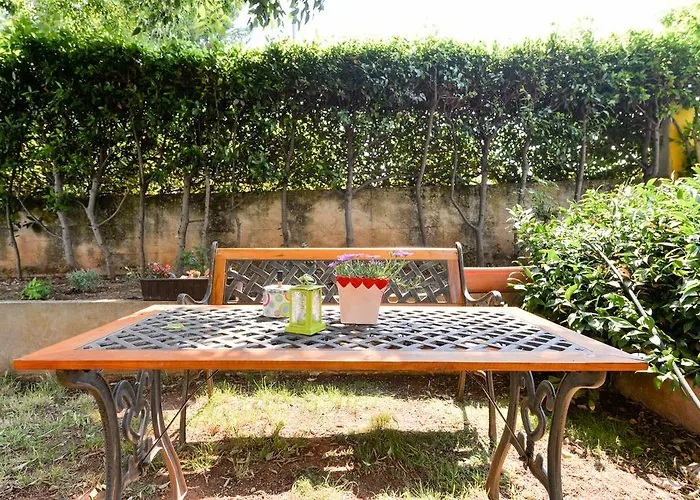 Mirana With Garden And Free Parking 公寓