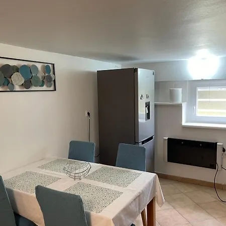 Mirana With Garden And Free Parking Zadar