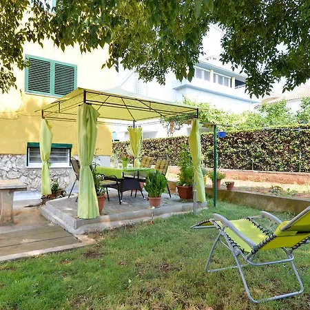 Mirana With Garden And Free Parking Zadar
