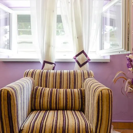Apartment Mirana With Garden And Free Parking Zadar