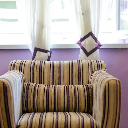 Mirana With Garden And Free Parking Apartment Zadar