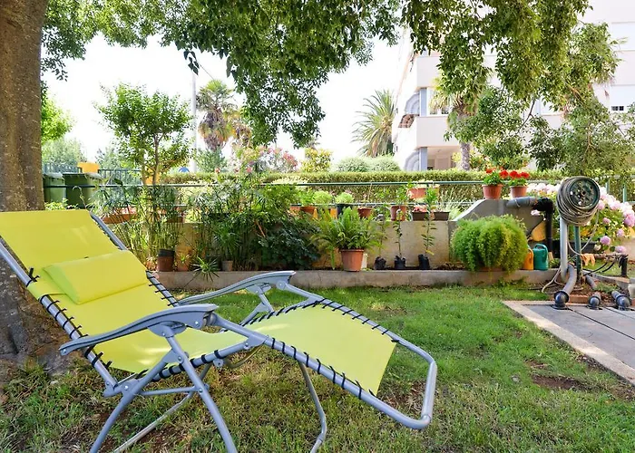 Mirana With Garden And Free Parking Lejlighed *