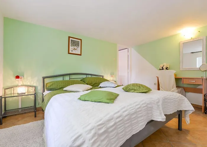 Mirana With Garden And Free Parking * Zadar