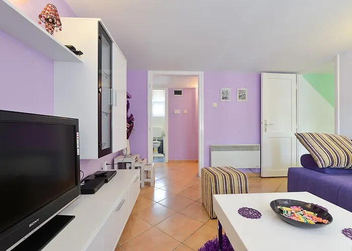 Mirana With Garden And Free Parking * Zadar