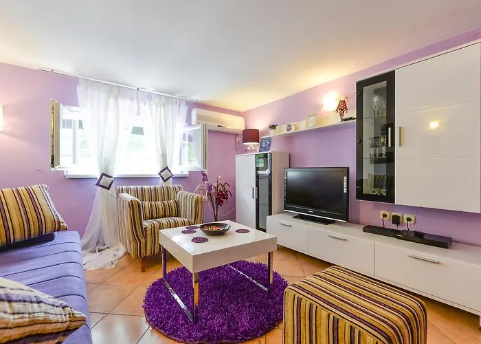 Mirana With Garden And Free Parking *