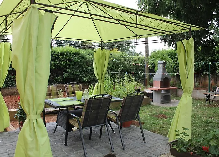 Mirana With Garden And Free Parking Zadar