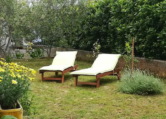 Mirana With Garden And Free Parking